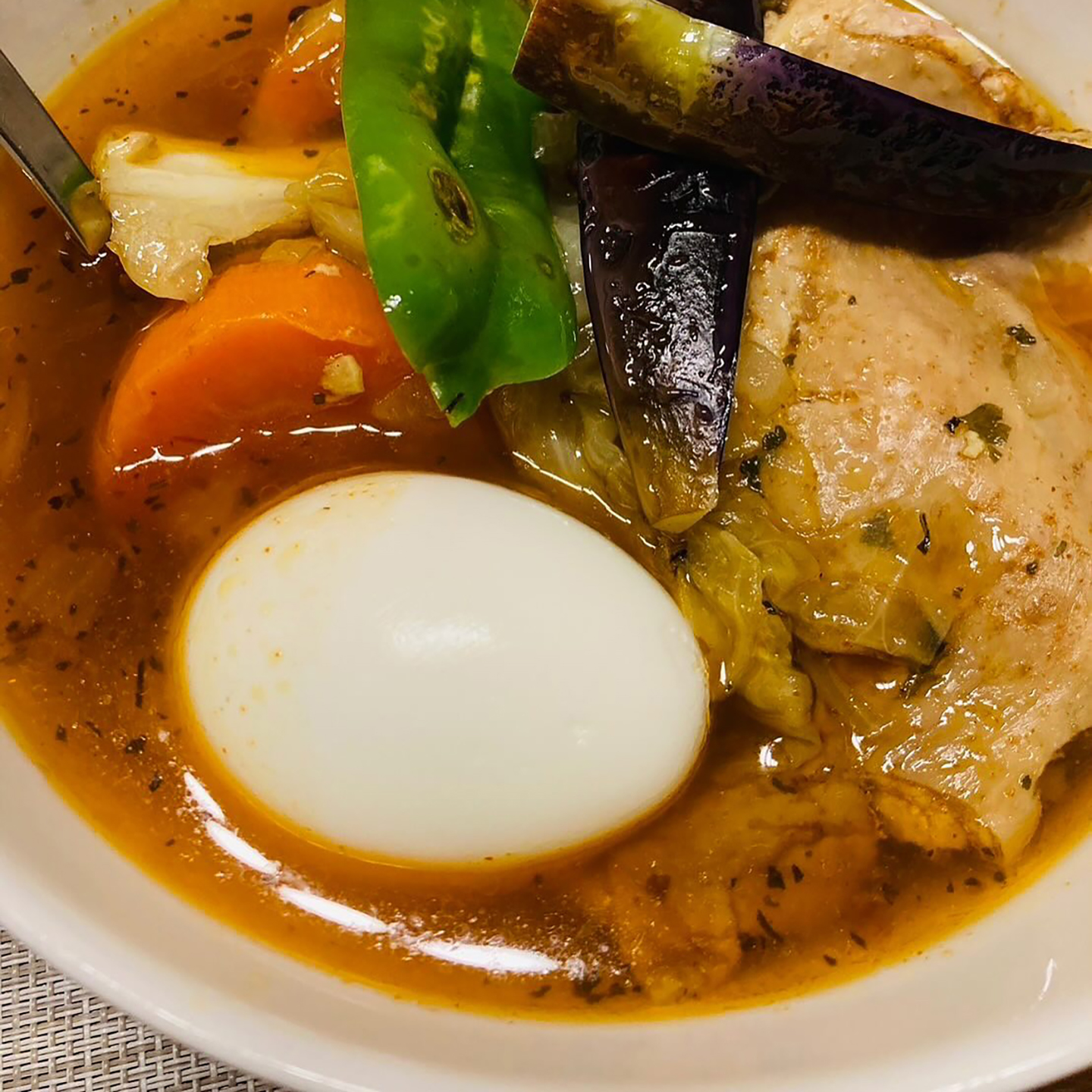 バーガンディカレー 写真1
